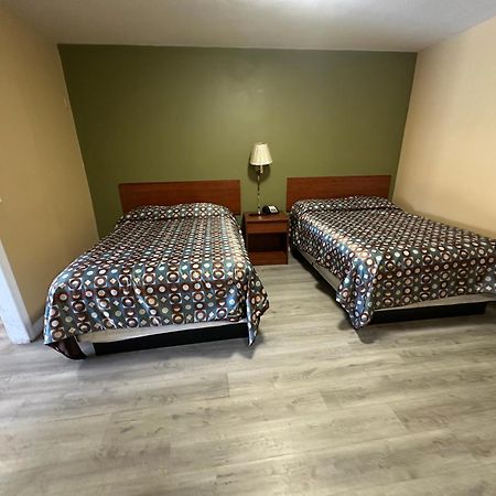 Desert Inn Motel Корона Екстериор снимка